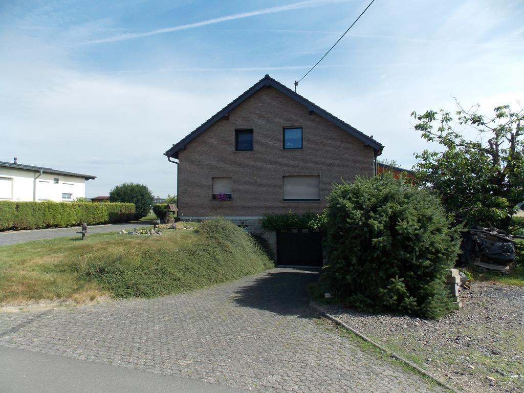 Ferienwohnung Inge Blum Müllenbach Extérieur photo